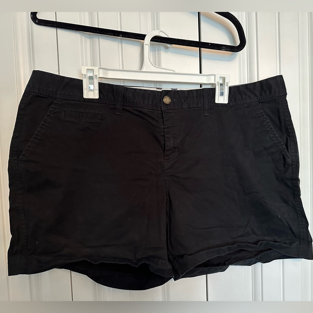 Old Navy “Perfect” 5 inch shorts - Black